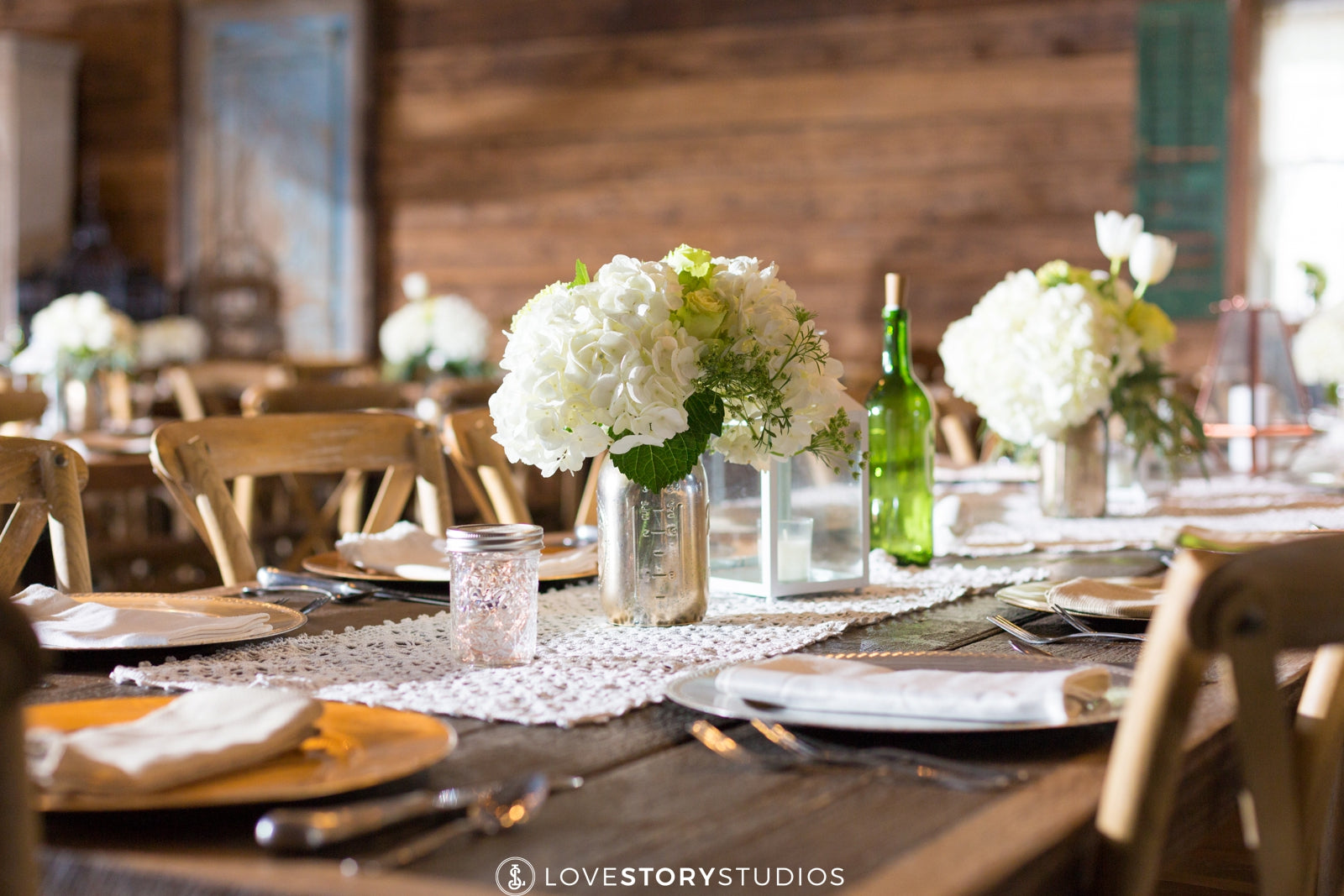 Summer Wedding Trends for Couples Booking a Barn Venue in NJ